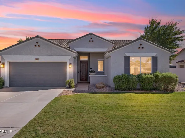 85 E BETSY Lane, Gilbert, AZ 85296