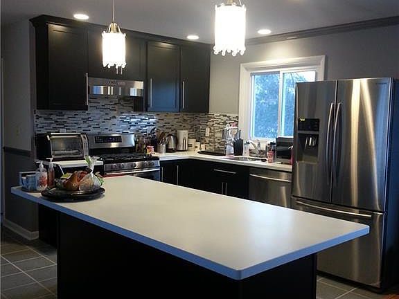 5th image of 4641 Brookhill Dr N