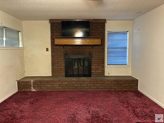 4th image of 3700 Peace Ln