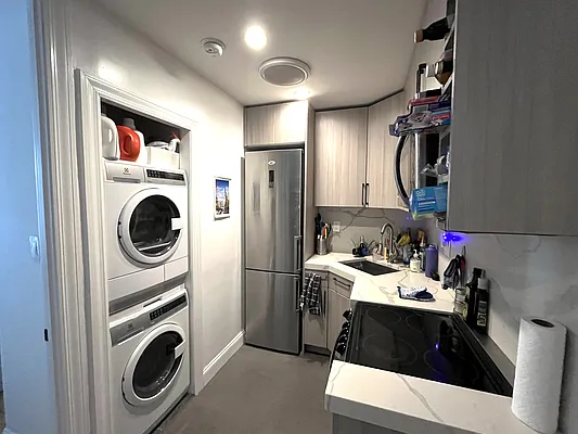 Rented by Akam Sales and Brokerage | media 18