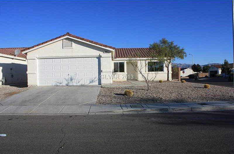 1st image of 2912 Shady Garden Ct