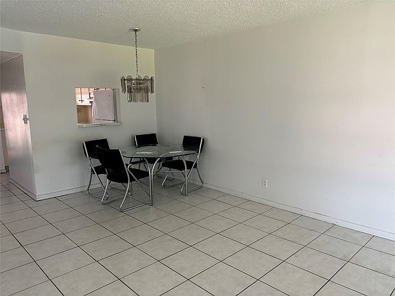 3rd image of 9480 Sunrise Lakes Boulevard #212