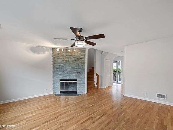 3rd image of 1815 N Bissell St #2