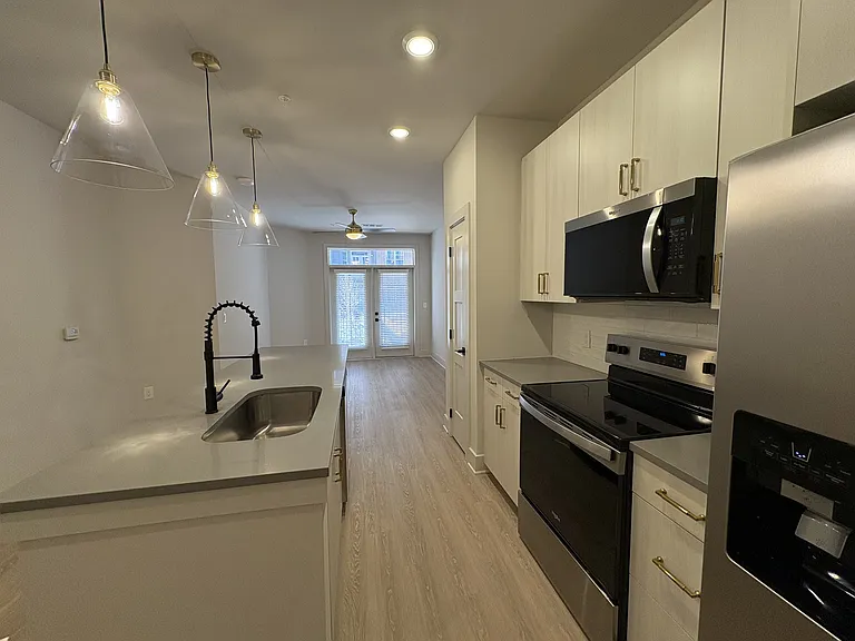 District on the Etowah Apartments — Photo 467