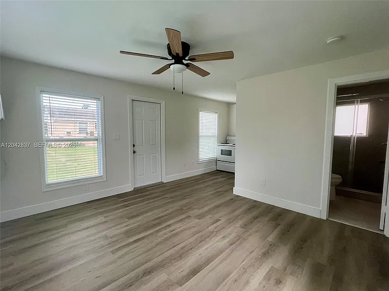 161 NW 6th St #2 — Photo 10
