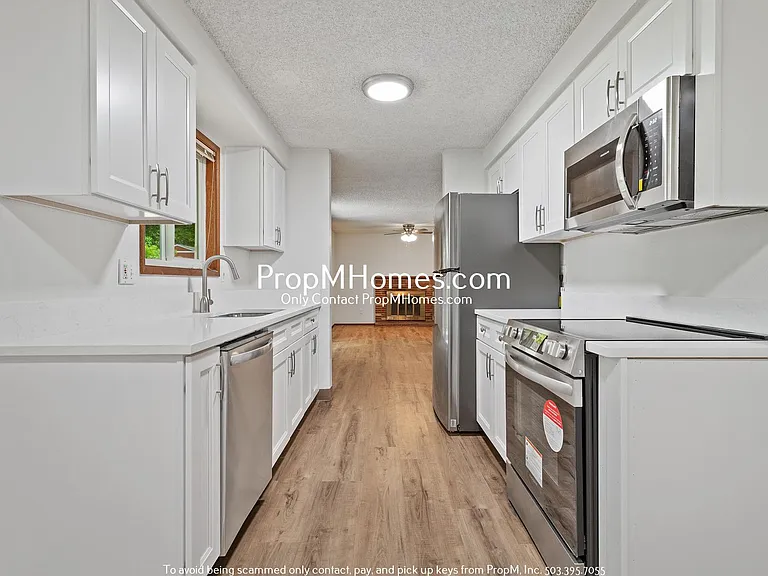 5870 SW 192nd Ave — Photo 6