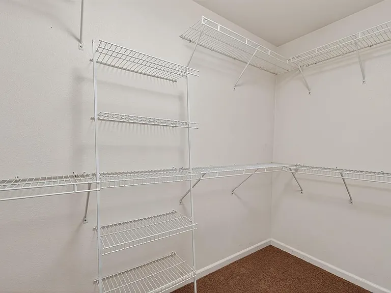 1305 Derby Dr — Photo 10