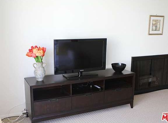 3rd image of 11645 Montana Ave APT 316