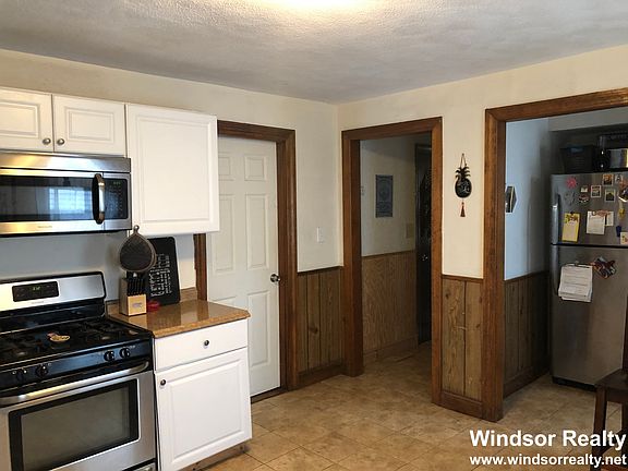 4th image of 20 Marshall St #1