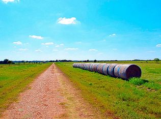 2444 Company Field Rd, Schulenburg, TX 78956