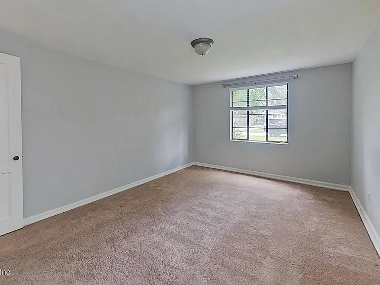 1749 Sheridan St #1749 — Photo 7