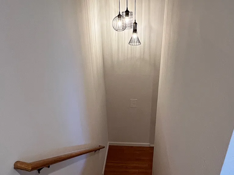 4861 Mintwood Ct — Photo 10