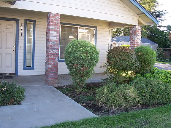 Covered porch 