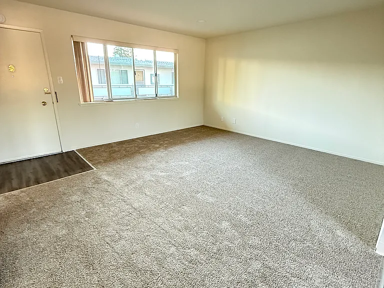1224 Floribunda Ave #12 — Photo 8