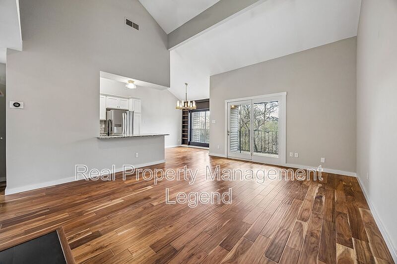 1st image of 2506 Wedglea Dr APT 808