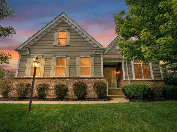 413 Foxchase Way, Morgantown, WV 26508