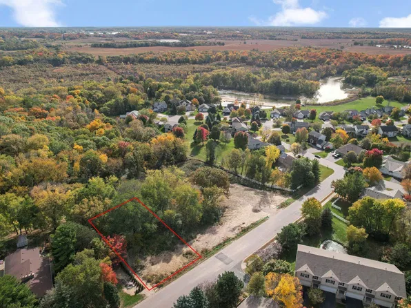 Larabee Ave NE, Saint Michael, MN 55376