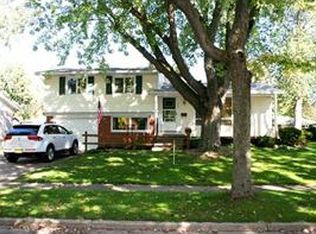 736 Westbrook Dr, North Tonawanda, NY 14120