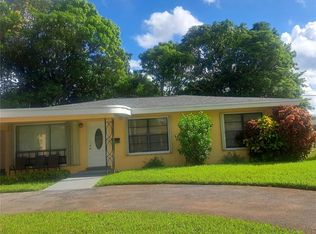 880 Wyoming Ave, Fort Lauderdale, FL 33312
