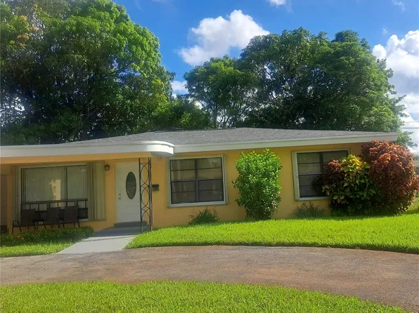 880 Wyoming Avenue, Fort Lauderdale, FL 33312