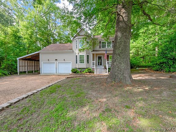 3rd image of 6808 Holly Springs Dr