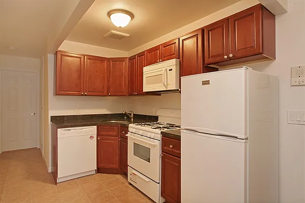 Rented by Corcoran | media 21