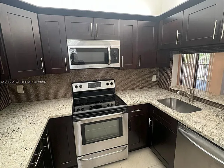 10700 NW 14th St #142 — Photo 3