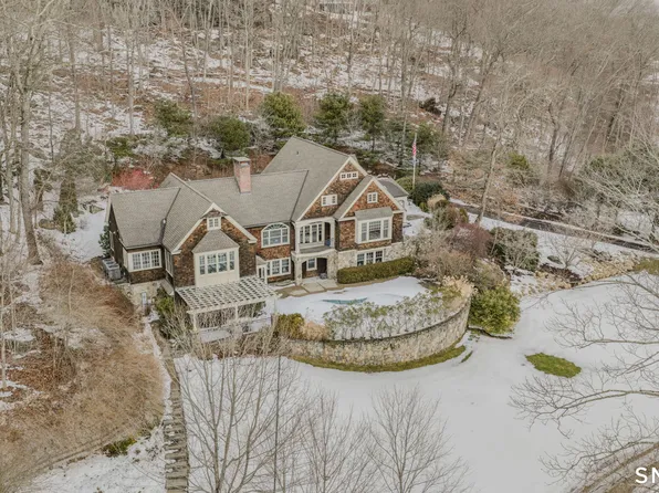 108 Westbrook Road, Essex, CT 06409