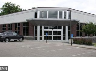 2380 Shadywood Rd, Wayzata, MN 55391