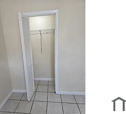 1010 N 69th Way — Photo 34