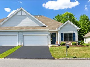 46 Glenmoor Cir N, Easton, PA 18045