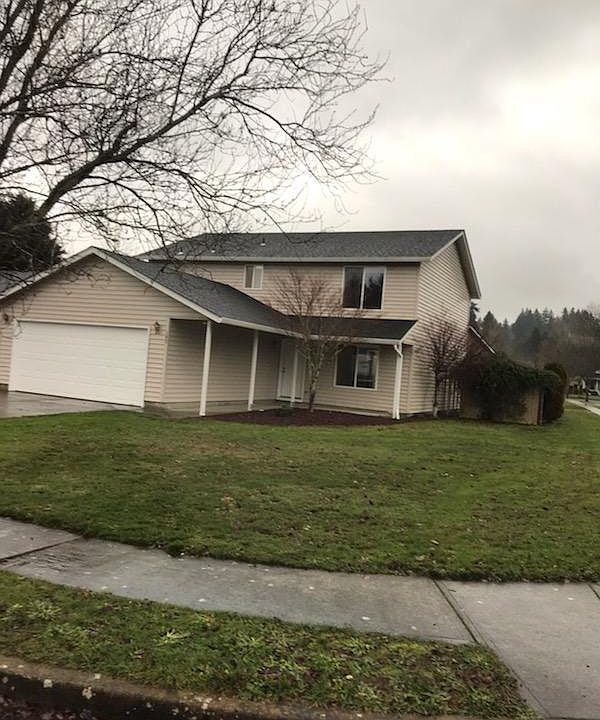 1st image of 102 Carriage Ct