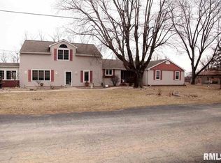 2706 S Hilton Ln, Peoria, IL 61607