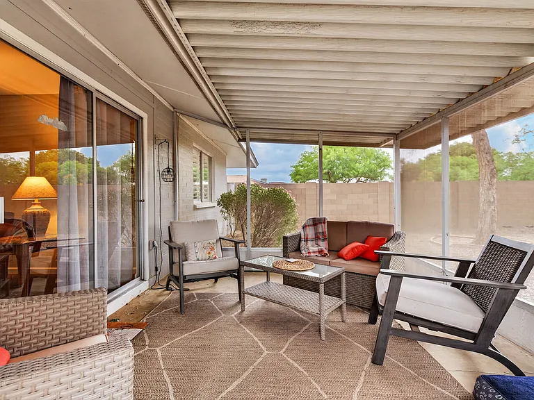 10135 W Andover Ave — Photo 37