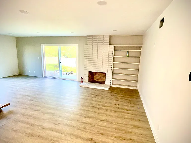 18591 Oriente Dr — Photo 24