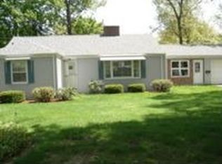 351 Gillette Ave, Springfield, MA 01118