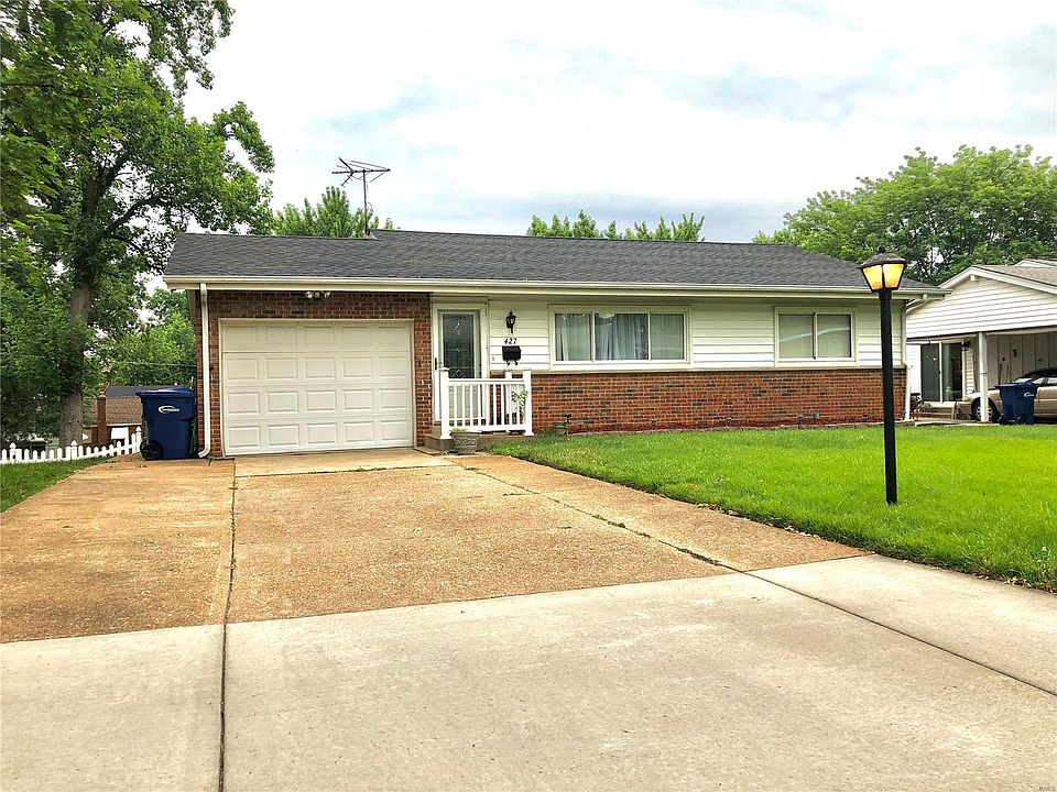 1st image of 427 Lambeth Ln