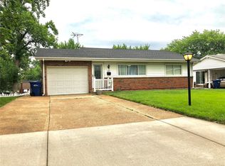 427 Lambeth Ln, Saint Louis, MO