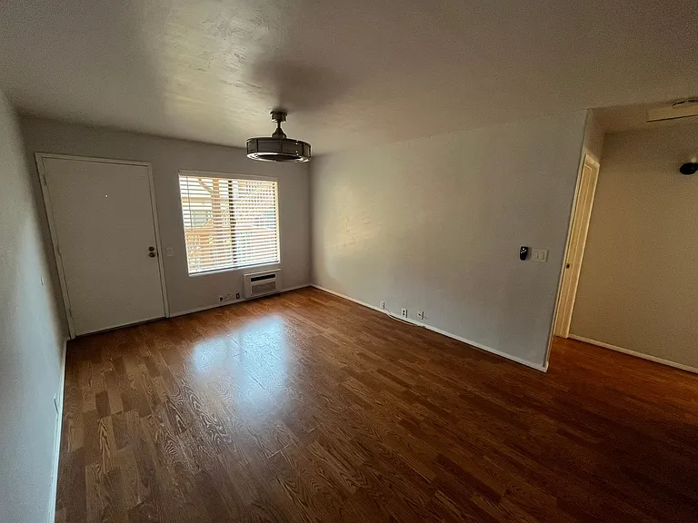 6376 Rancho Mission Rd #406 — Photo 2