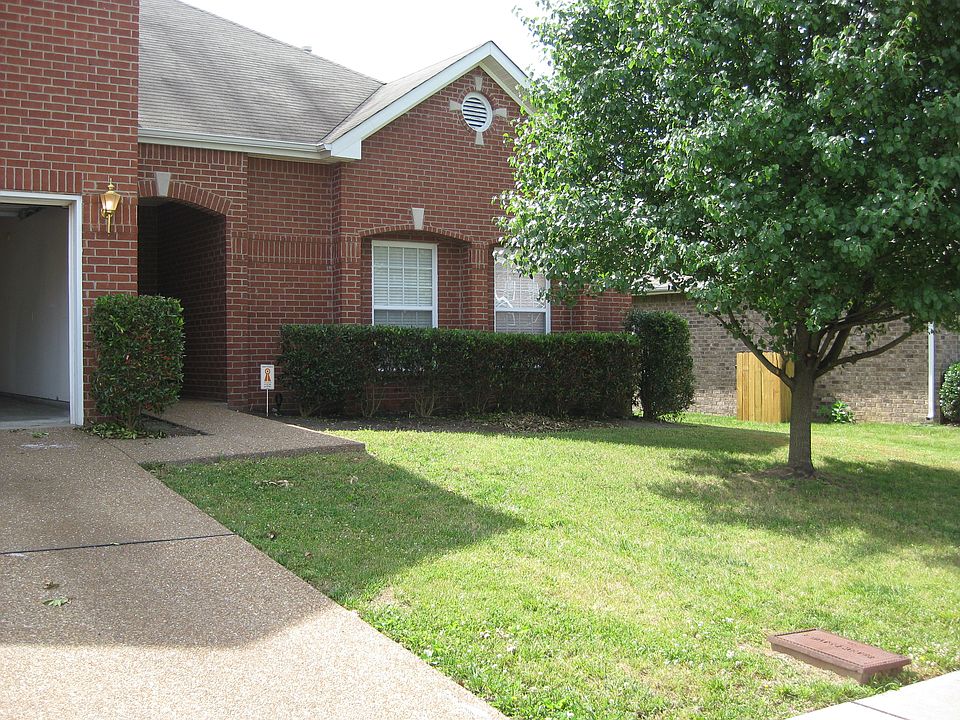 2nd image of 6780 Autumn Oaks Dr