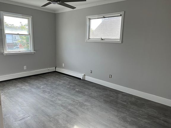 4th image of 458 E Olive St #1
