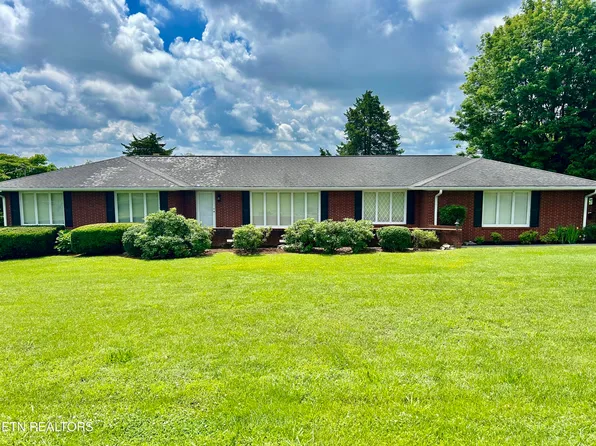 1427 Laurel Hills Cir, Jefferson City, TN 37760
