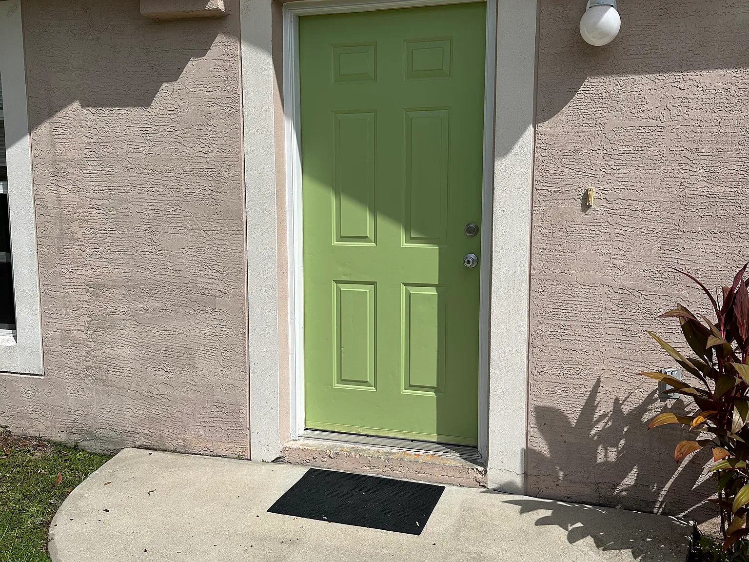 29 Raemond Ln — Photo 2