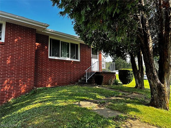 2nd image of 21 Sarah Blvd