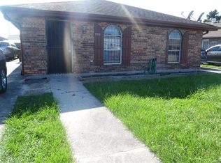 7910 Arcadia Ln, New Orleans, LA 70128