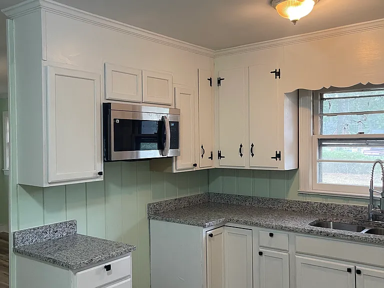 321 N Glendale Dr — Photo 14