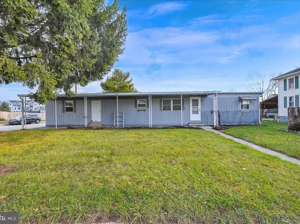 902 Baer Ave, Hanover, PA 17331