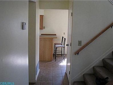 4th image of 3883 Heatherglen Dr