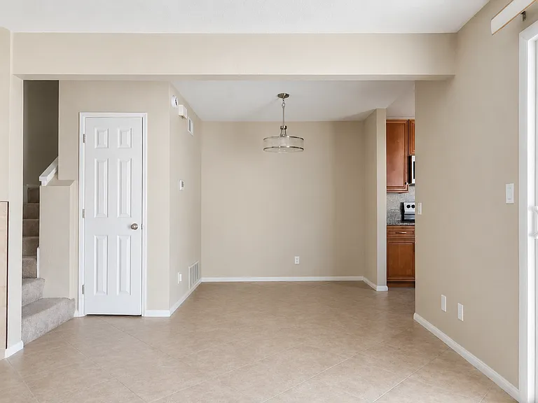 1354 Evergreen Dr — Photo 4