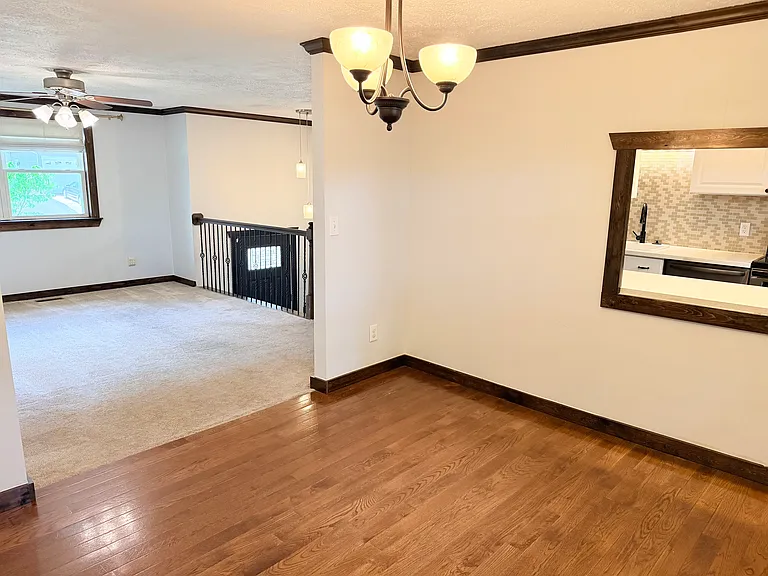 103 Valleyview Dr — Photo 6